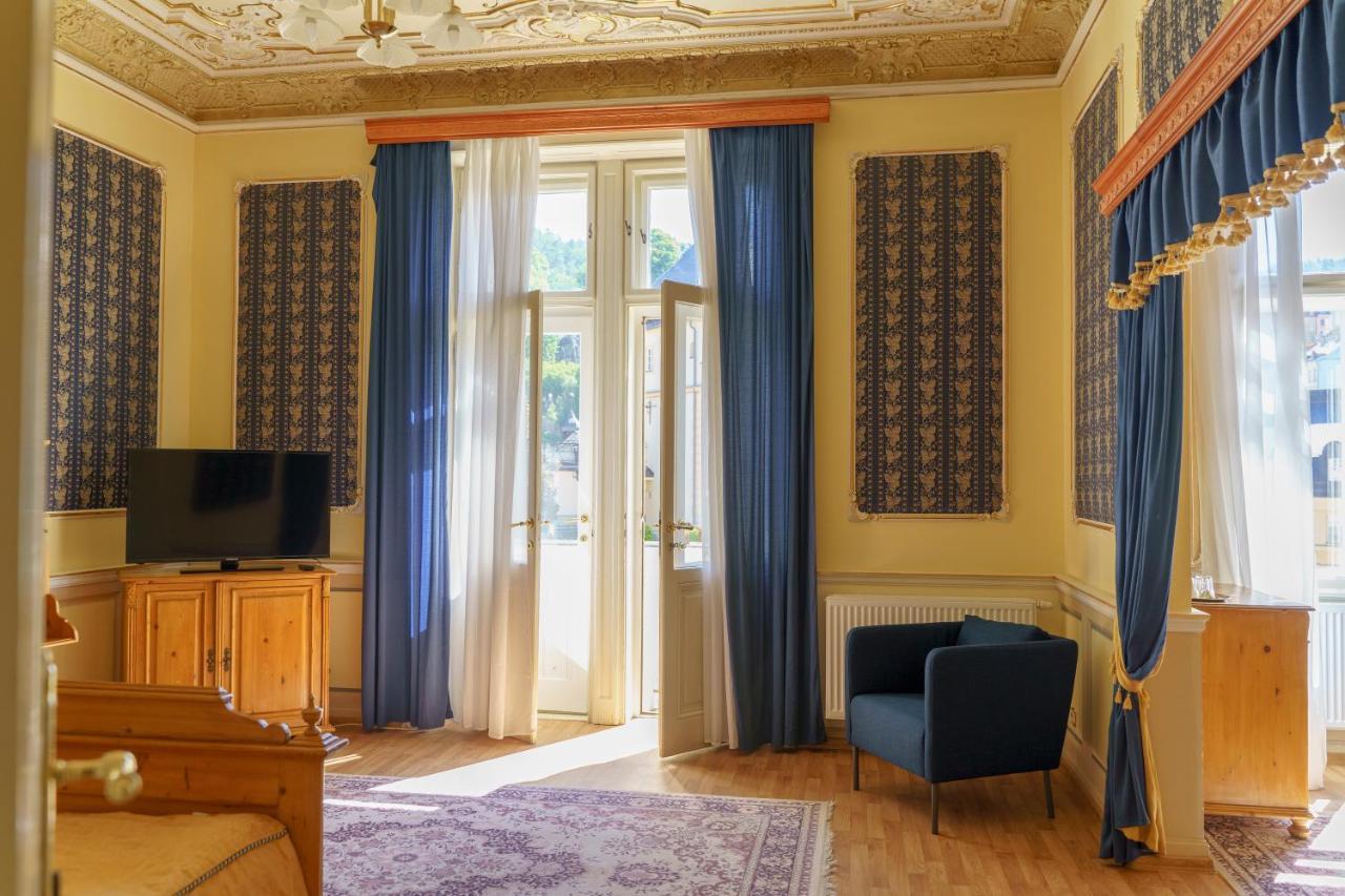 Triple Room with Balcony