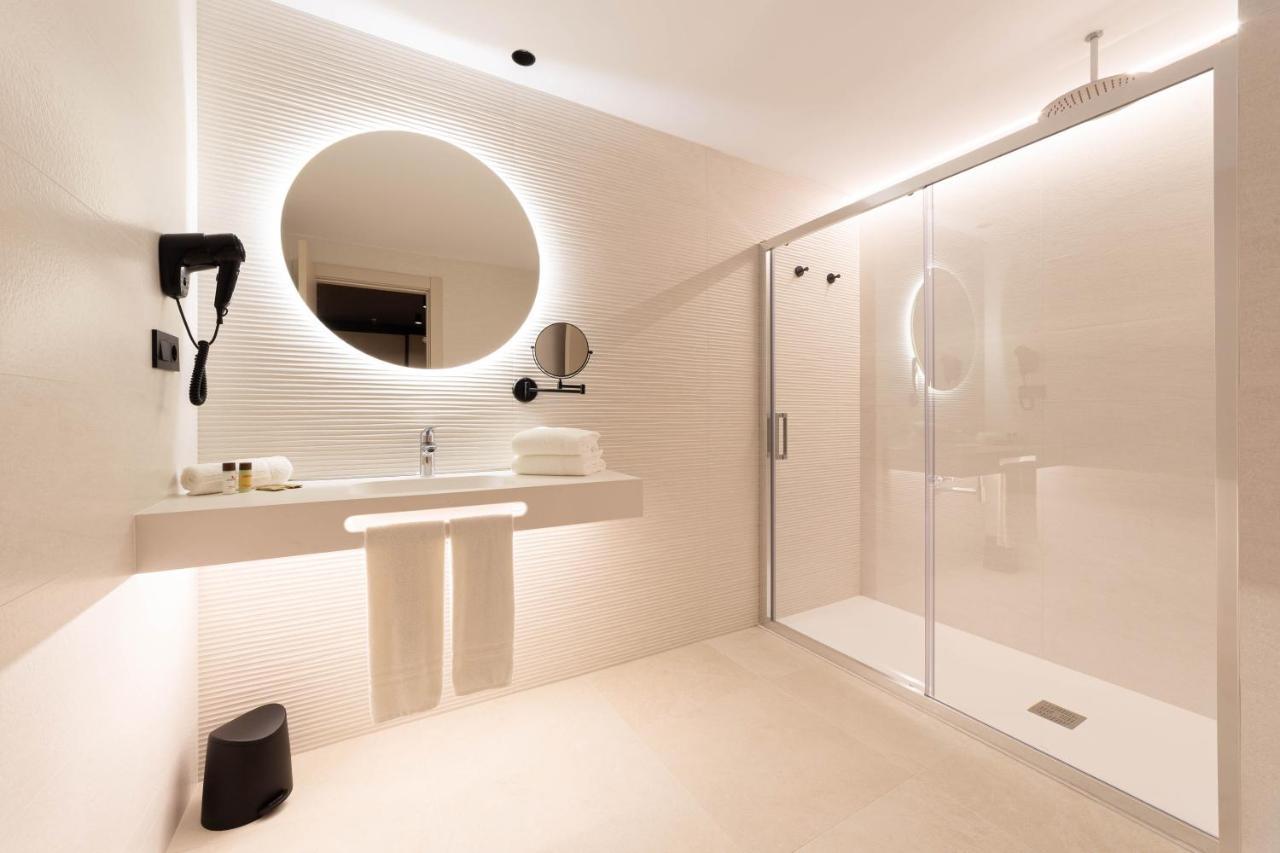 Quarto Duplo Conforto (3 Adultos + 1 Criança)