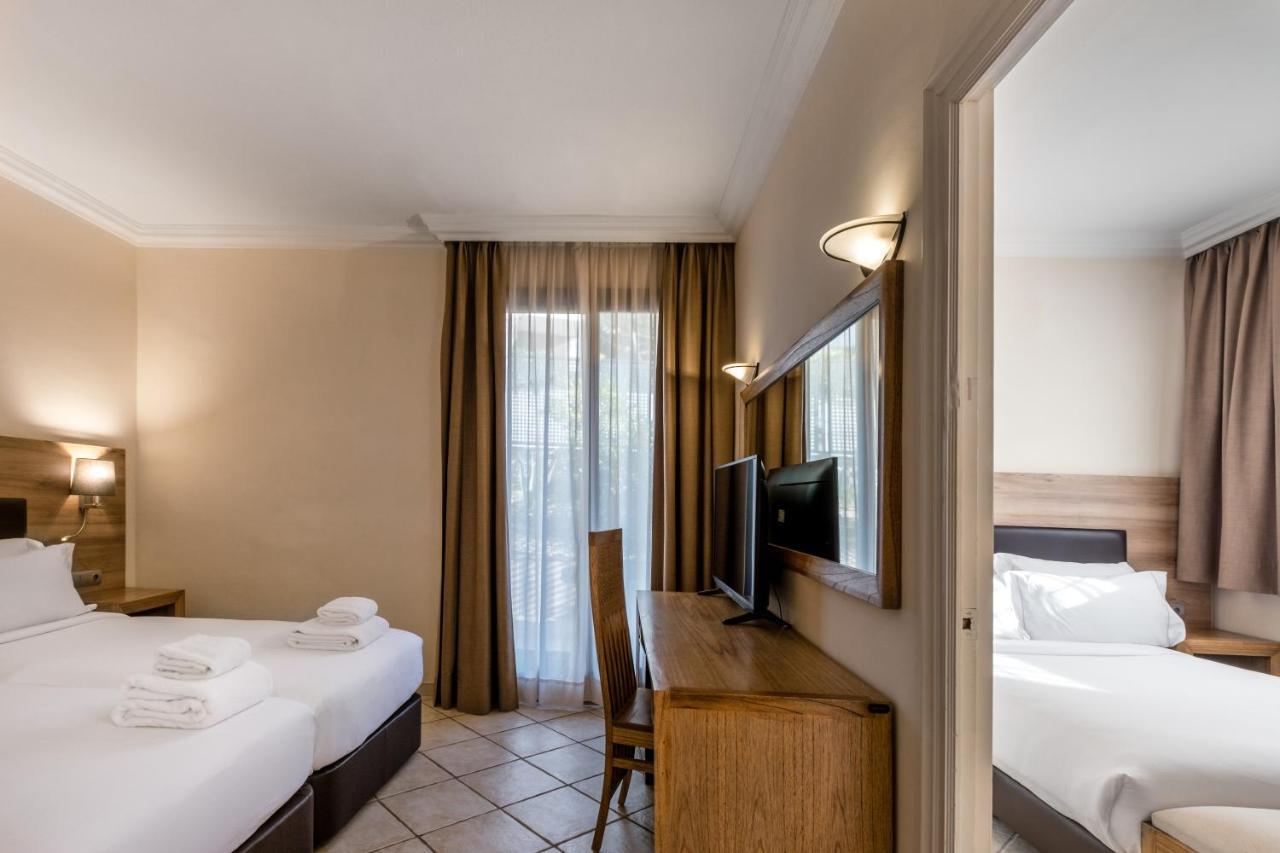 Habitación Familiar Estándar