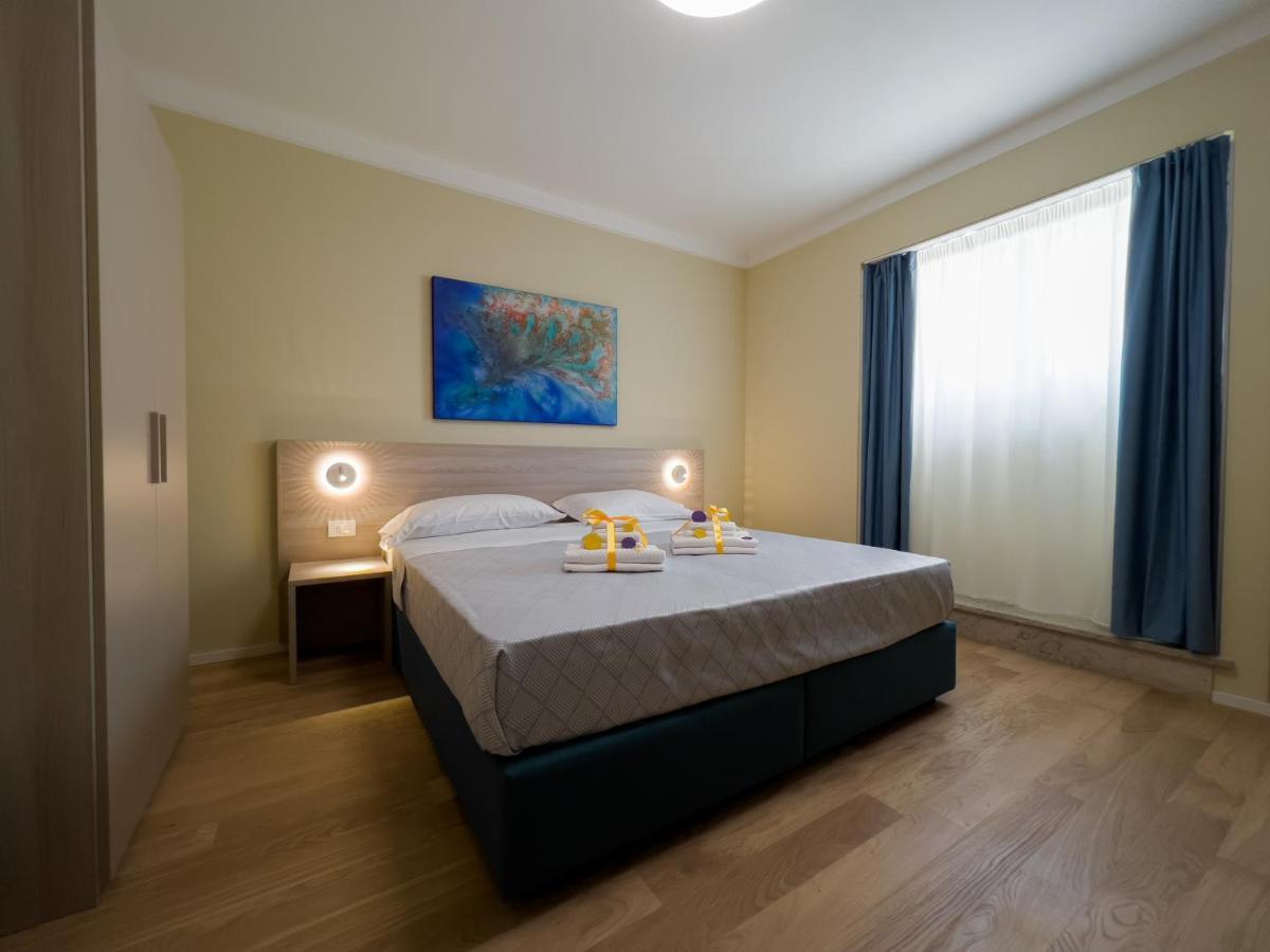 Classic Dreibettzimmer