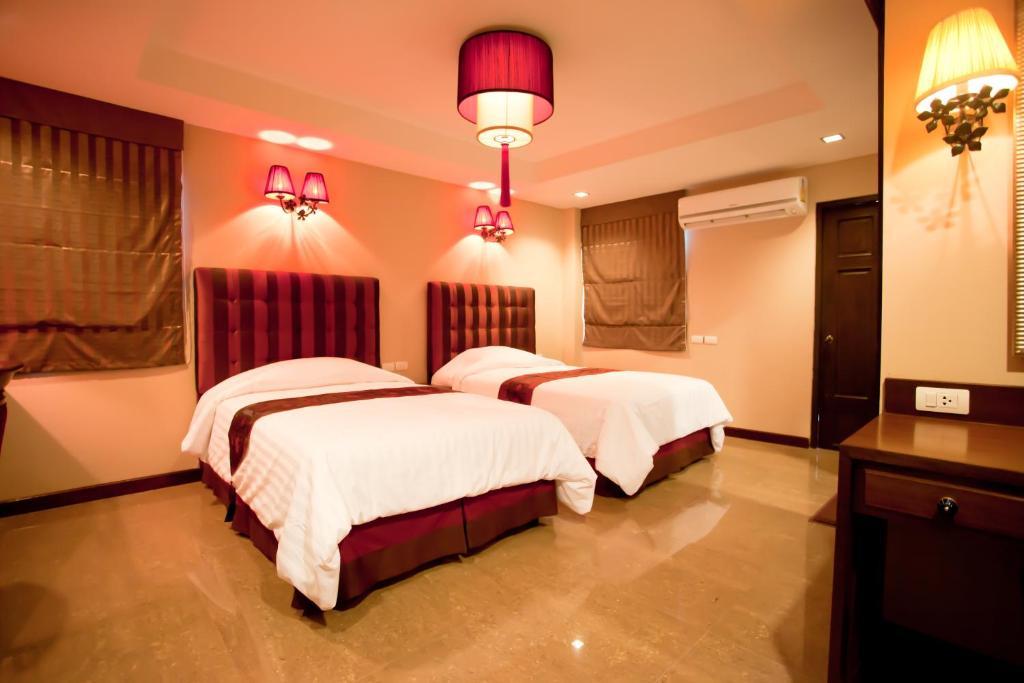Superior Twin Room