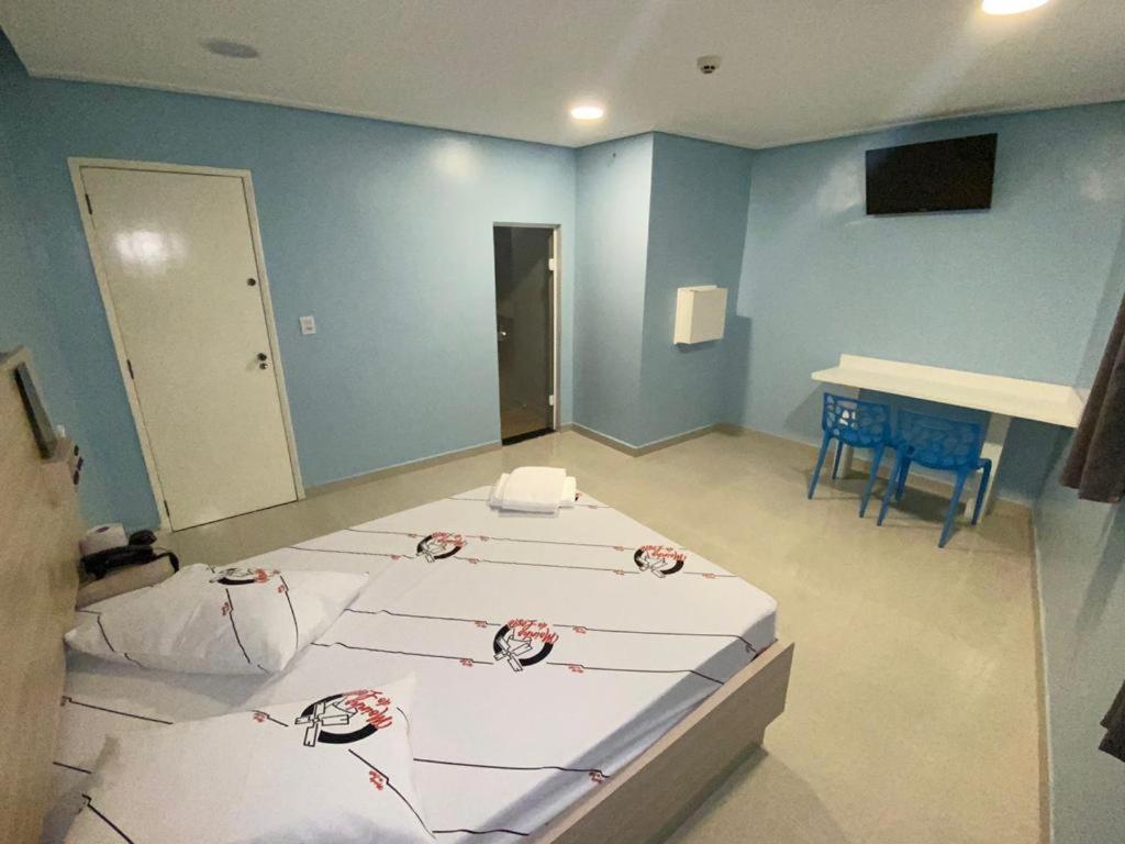 Quarto Deluxe com Cama de Casal ou 2 de Solteiro e Vista da Cidade