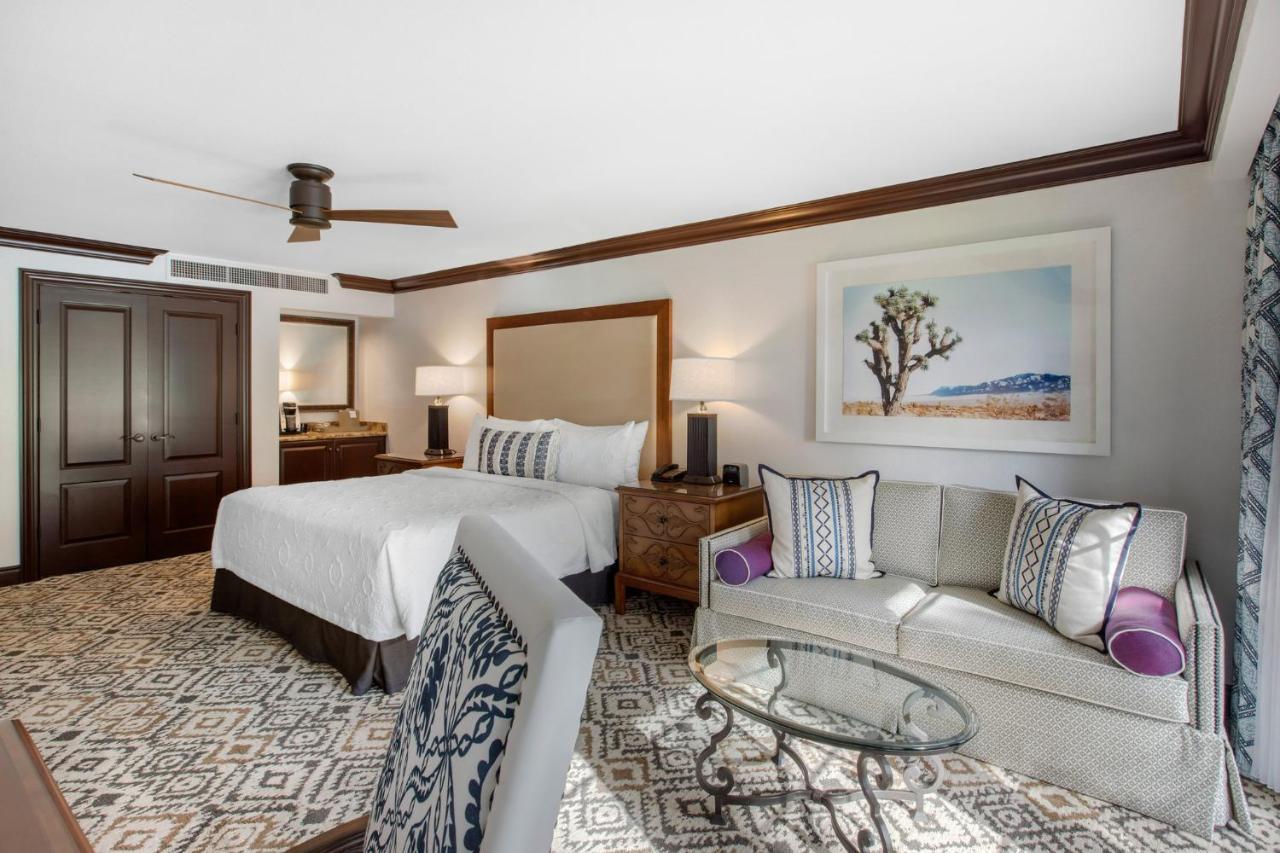 Lake View Room - 1 King Bed,1276839682:JPEG
