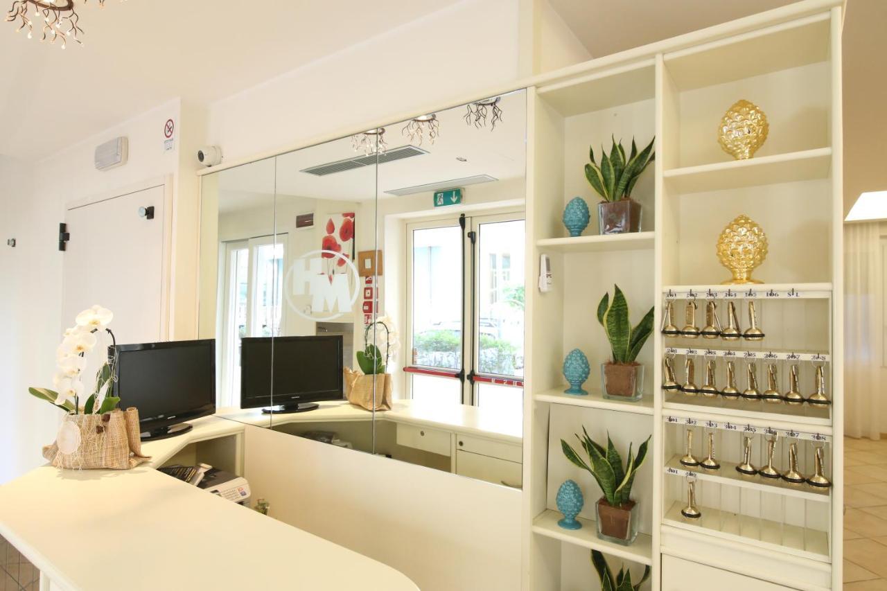 Dreibettzimmer mit Balkon