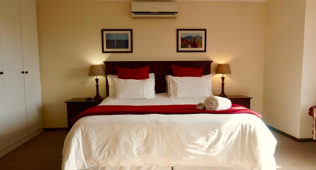 Deluxe Double or Twin Room,1260782107:JPEG