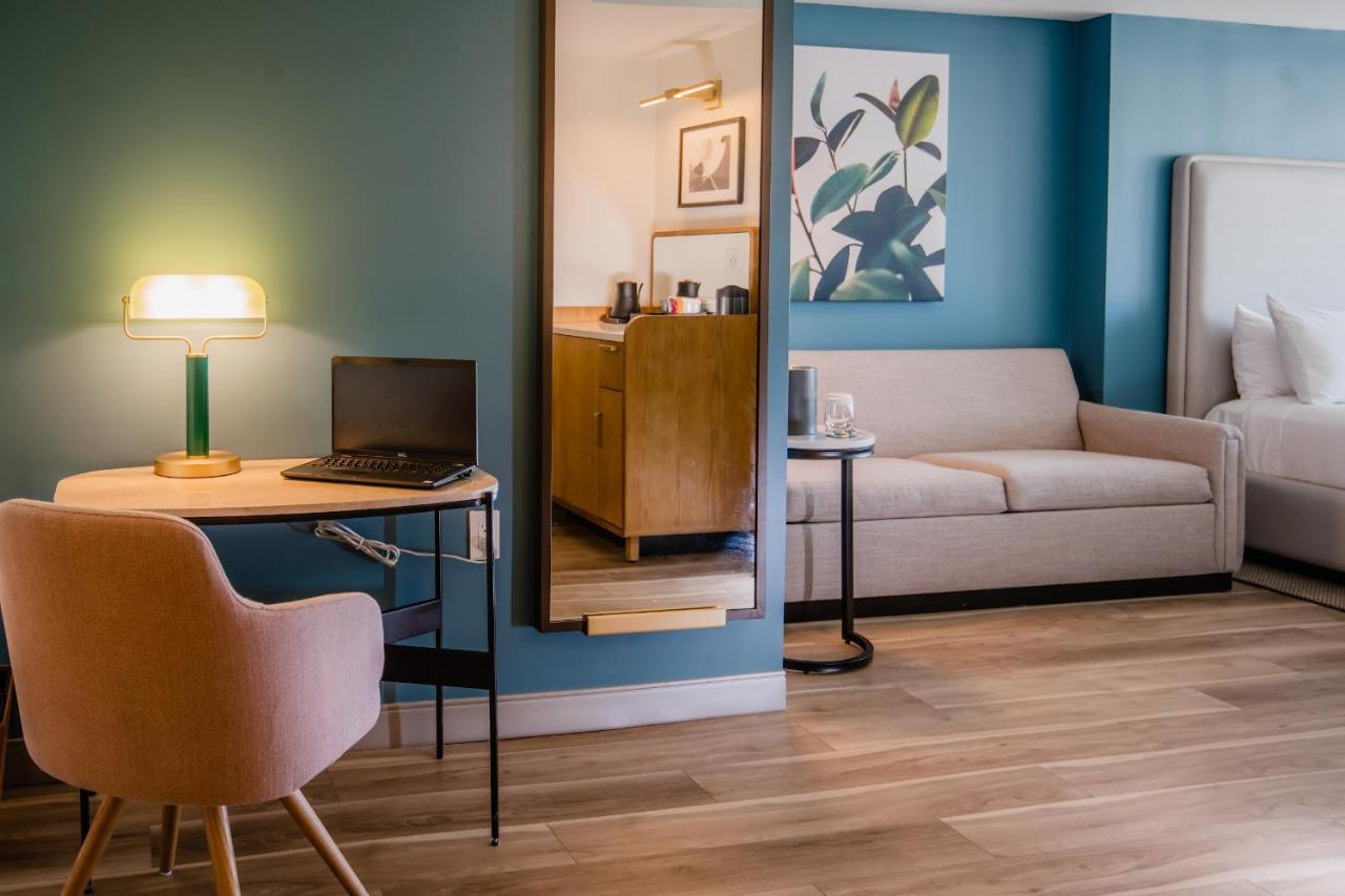 Standard Two Queen Beds