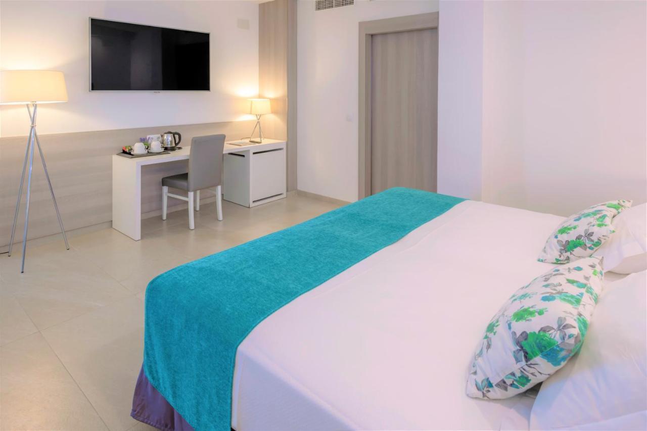Suite Junior - Vue sur Piscine