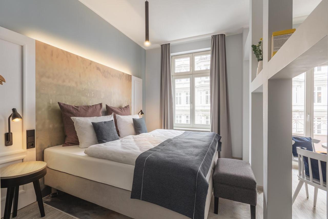Apartment (4 Adults)
