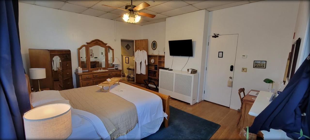 King Suite