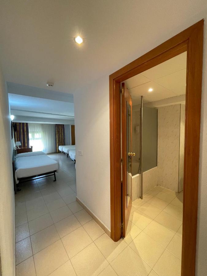Chambre Familiale (5 Adultes)
