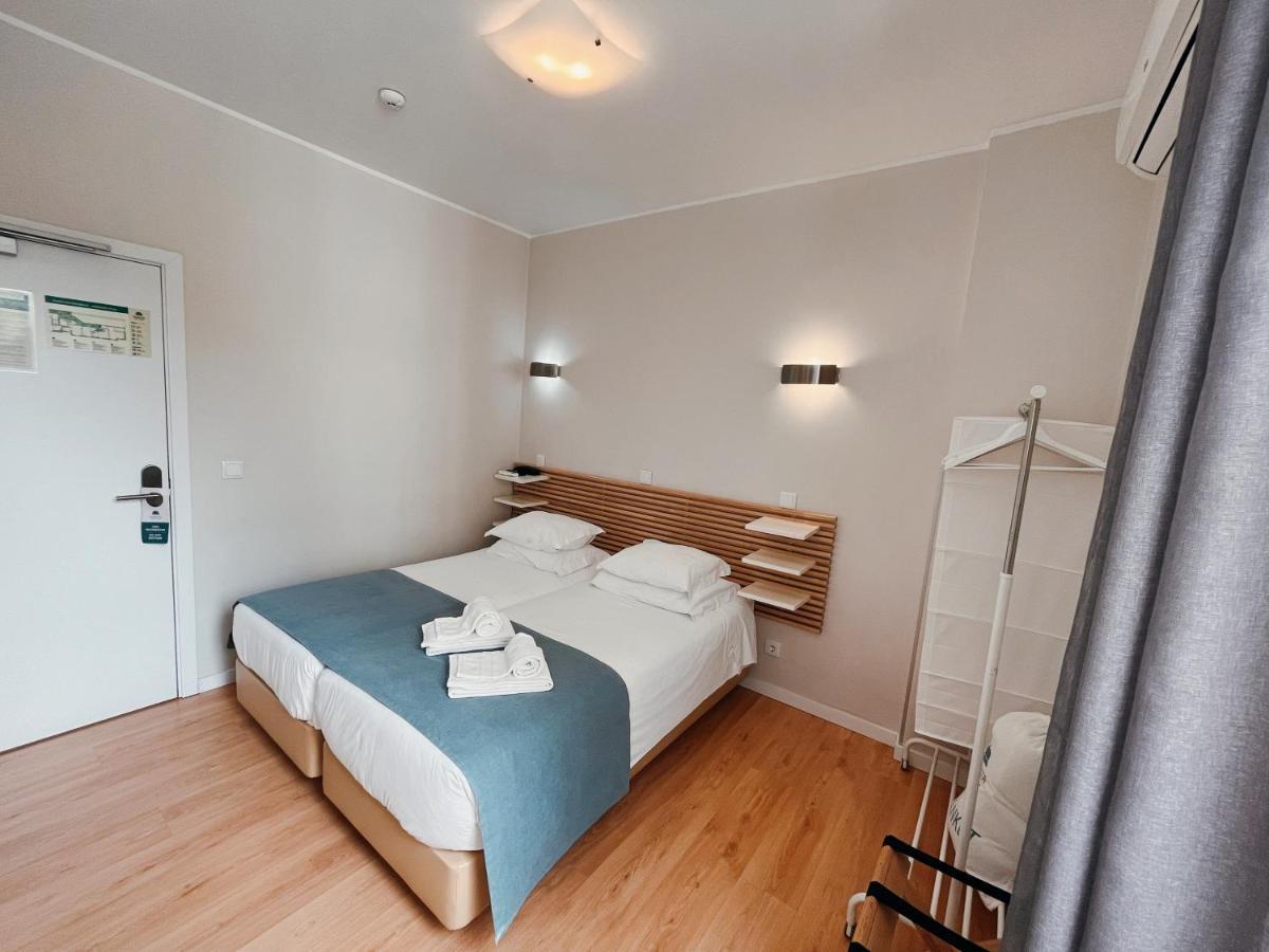 Twin Room,1263789982:JPEG