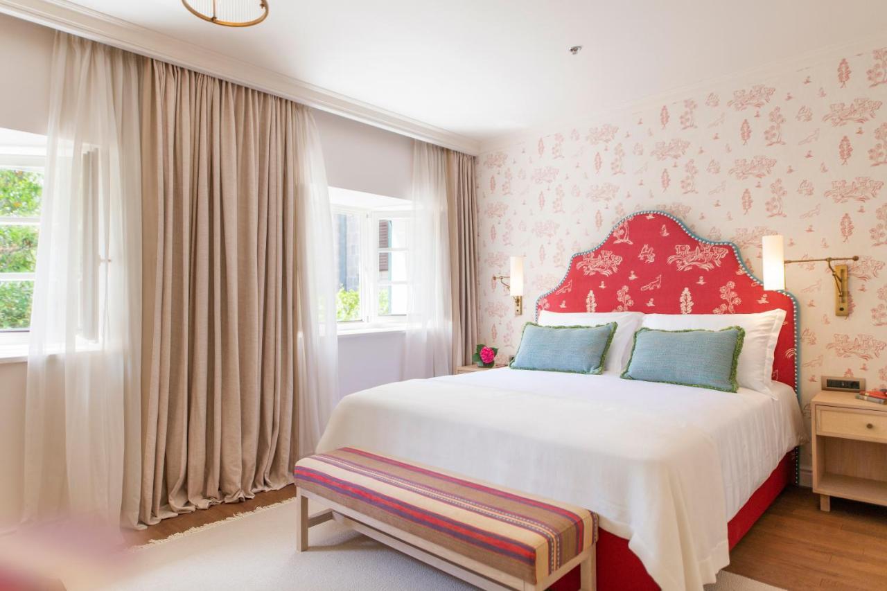 Deluxe Room,1435827985:JPEG