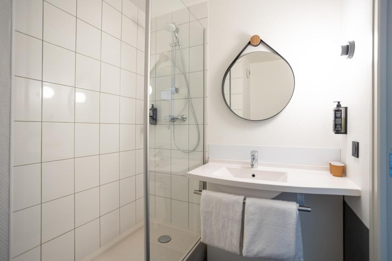 Two Connecting Double Rooms