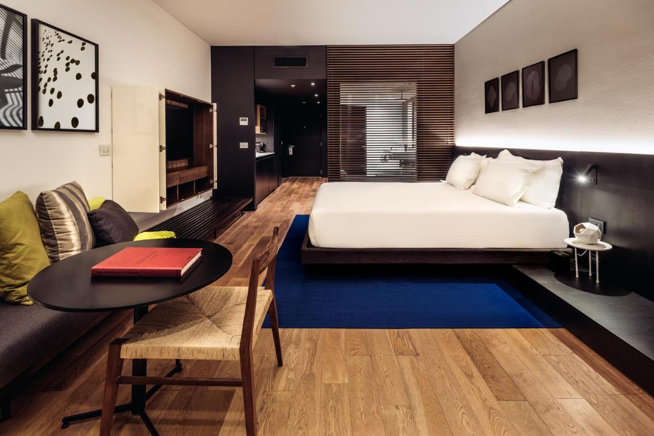 Superior King Room View