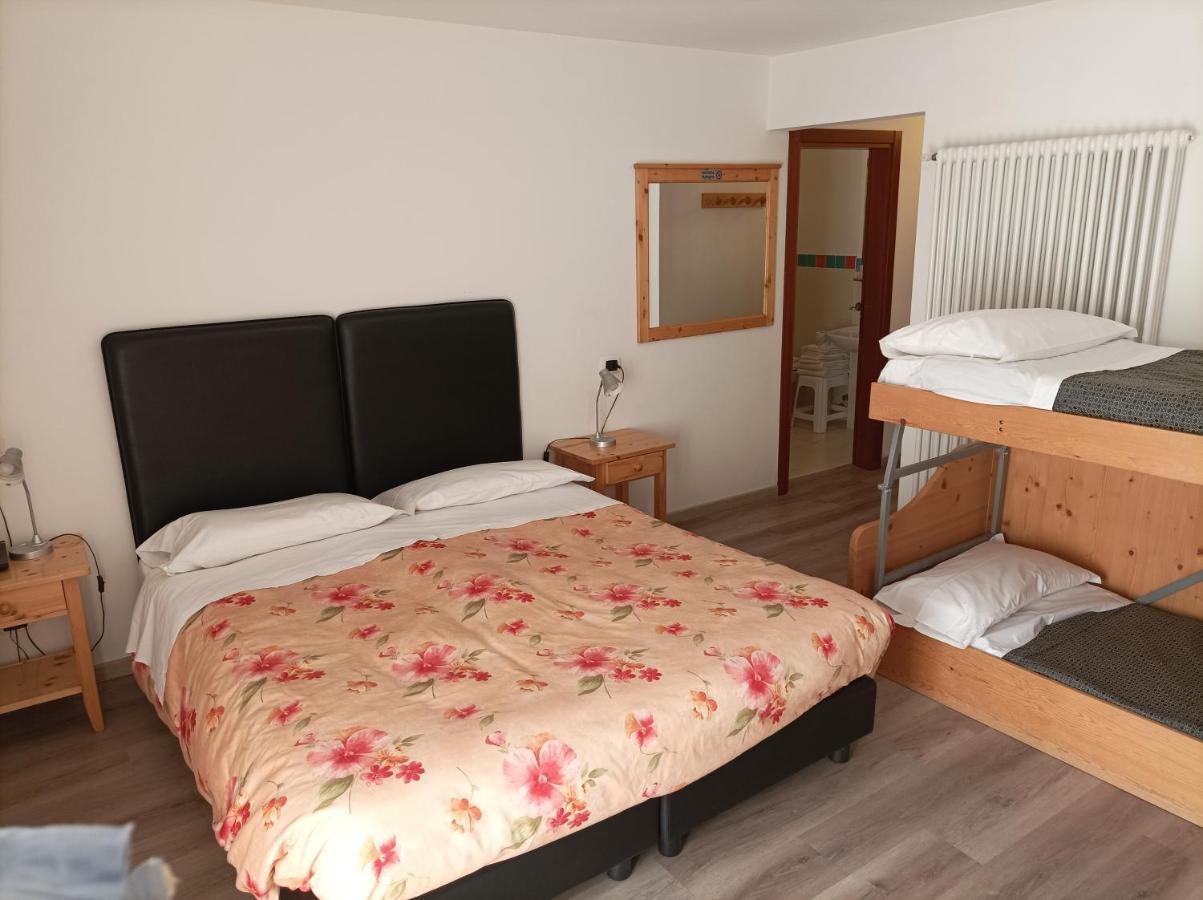Familiekamer (2 Volwassenen + 2 Kinderen)