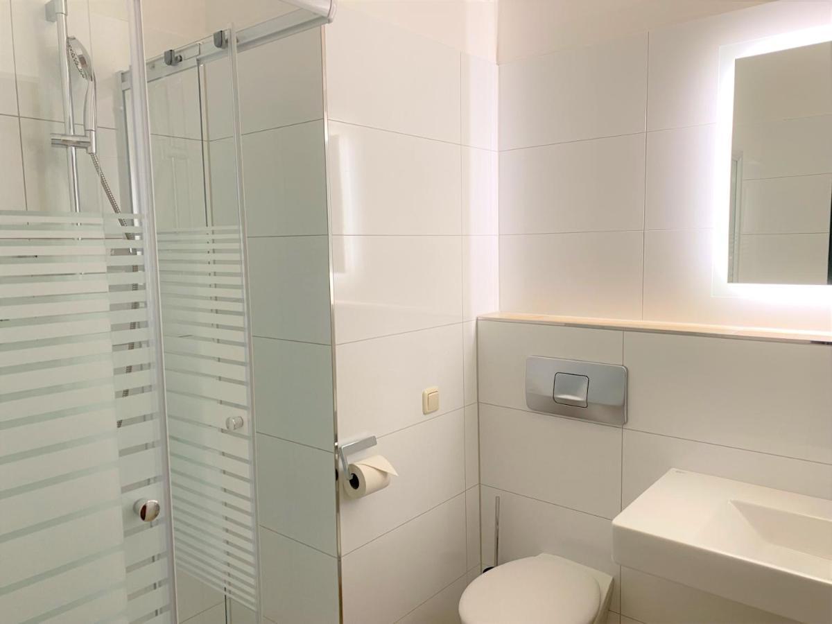 Standard Quadruple Room,1269535276:JPEG