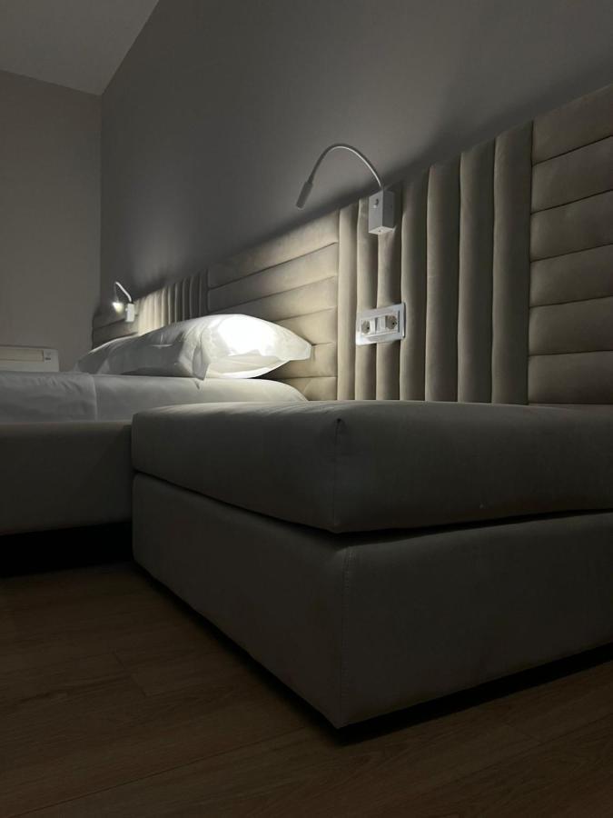 Deluxe tweepersoonskamer met balkon en uitzicht op zee