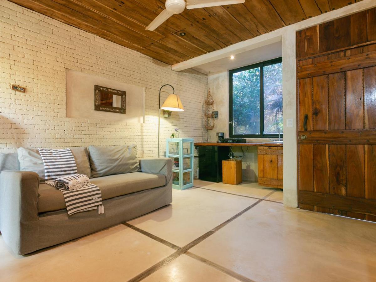 Three-Bedroom Deluxe Apartment