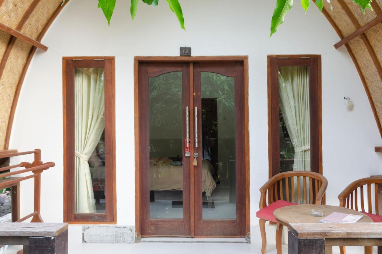 Deluxe Bungalow with Garden View