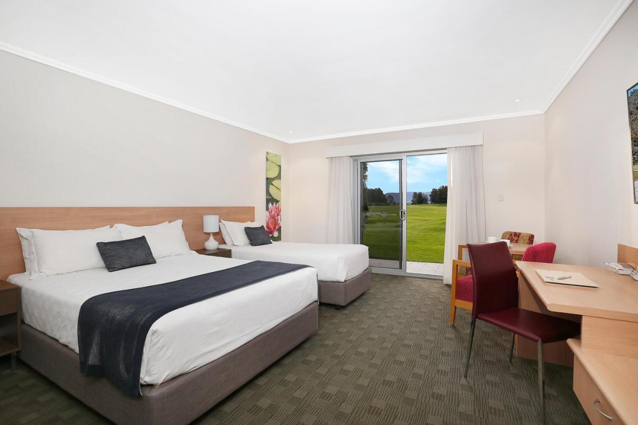 Queen and Single Room