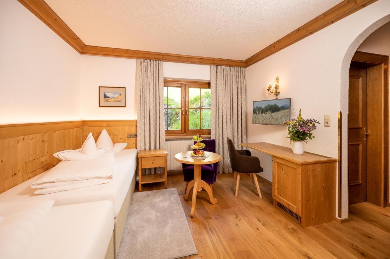 Twin Room,1268399554:JPEG