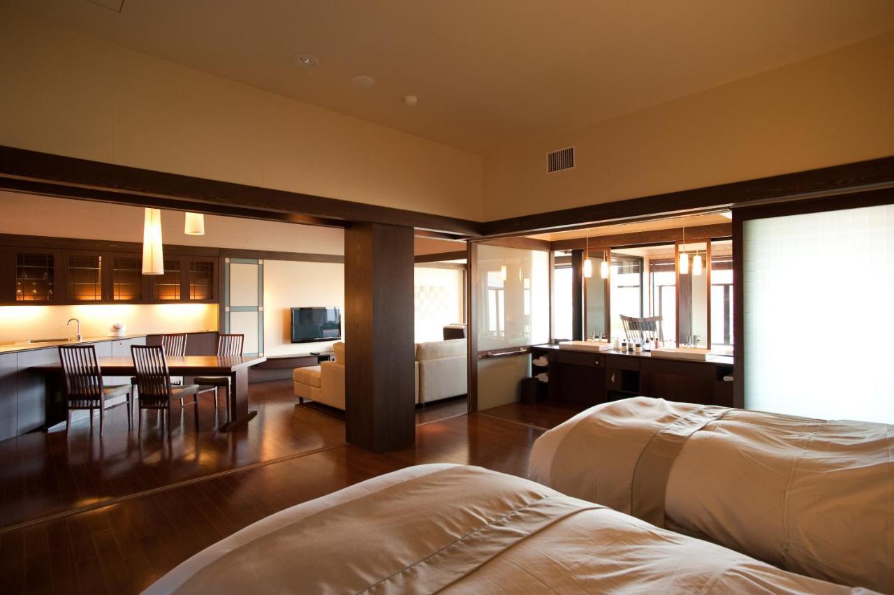 Premier Suite with Onsen Open-Air Bath - Kaiseki Dinner+Buffet Breakfast