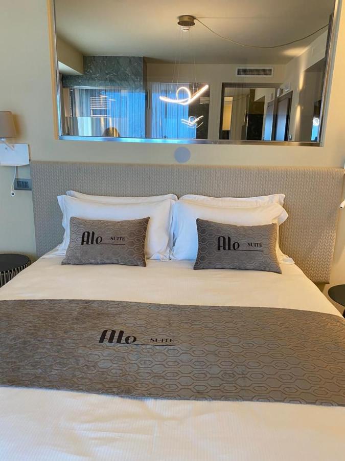 Suite mit Kingsize-Bett und Meerblick