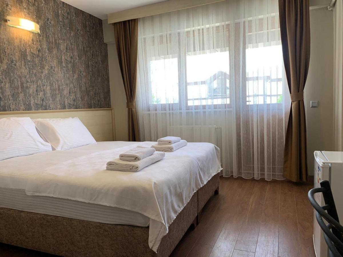Doppelzimmer mit Poolblick