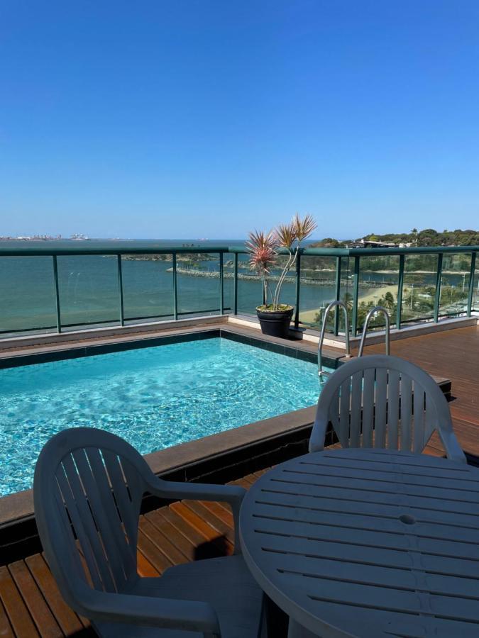 Apartamento com Vista do Mar
