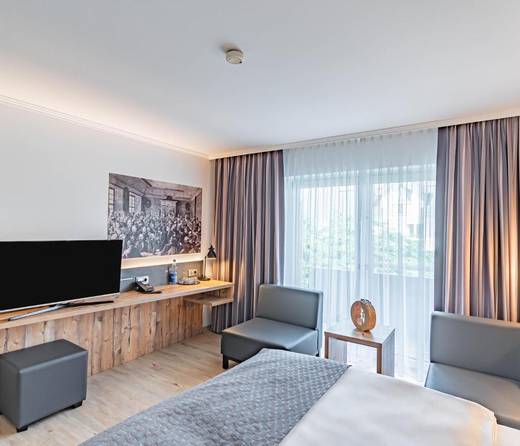Comfort Doppelzimmer mit Blick auf den Innenhof
