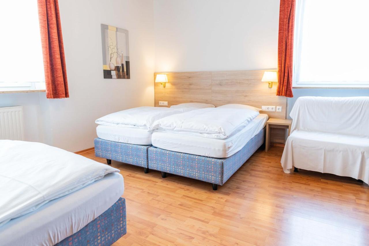 Economy Dreibettzimmer