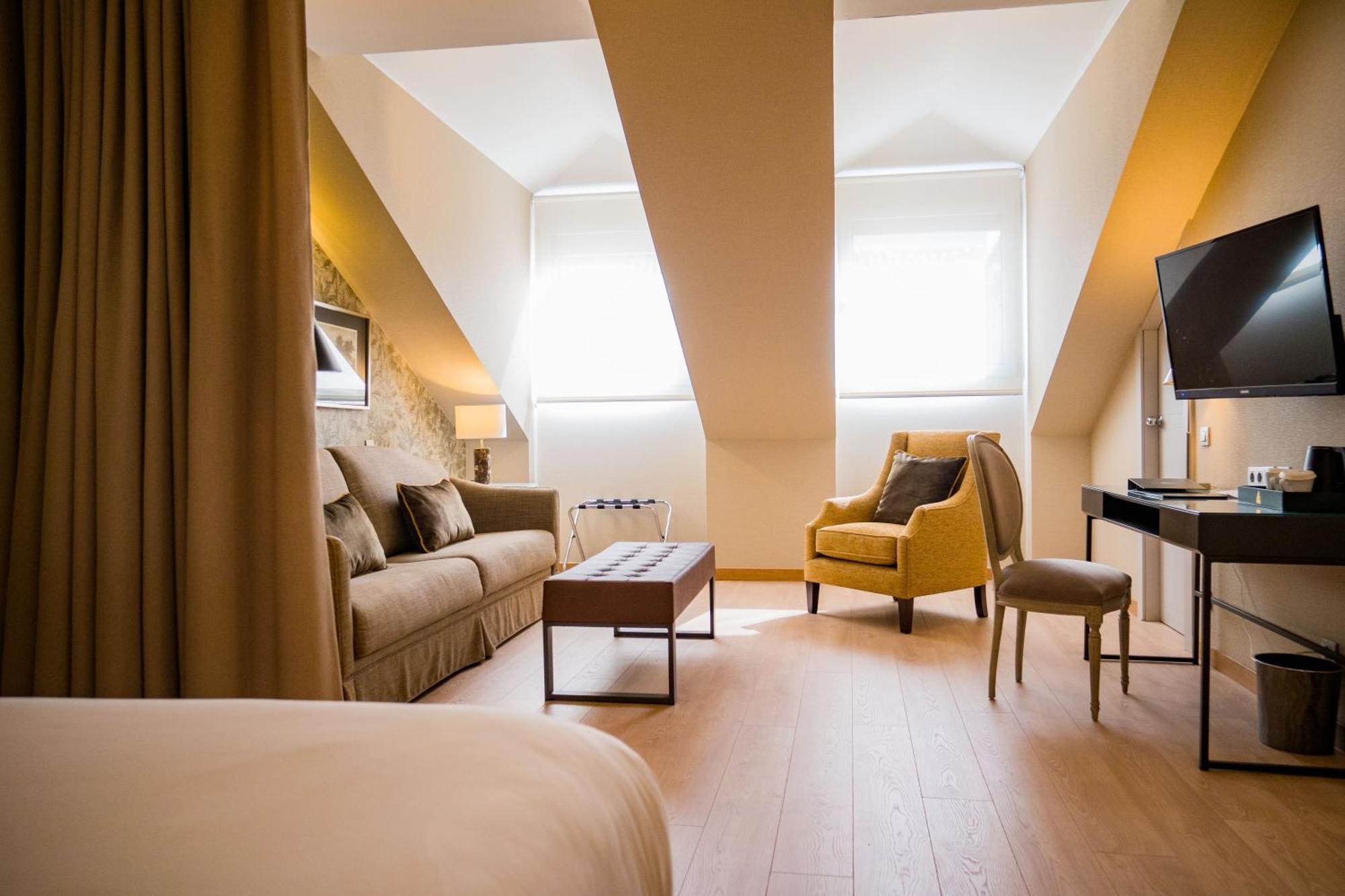 Superior Junior Suite