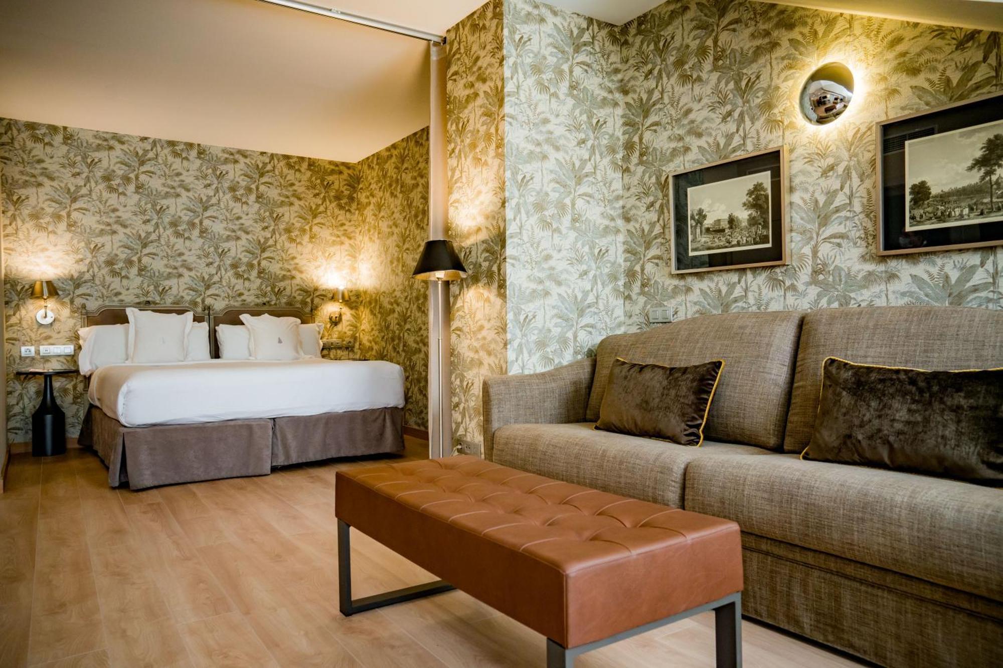 Superior Junior Suite