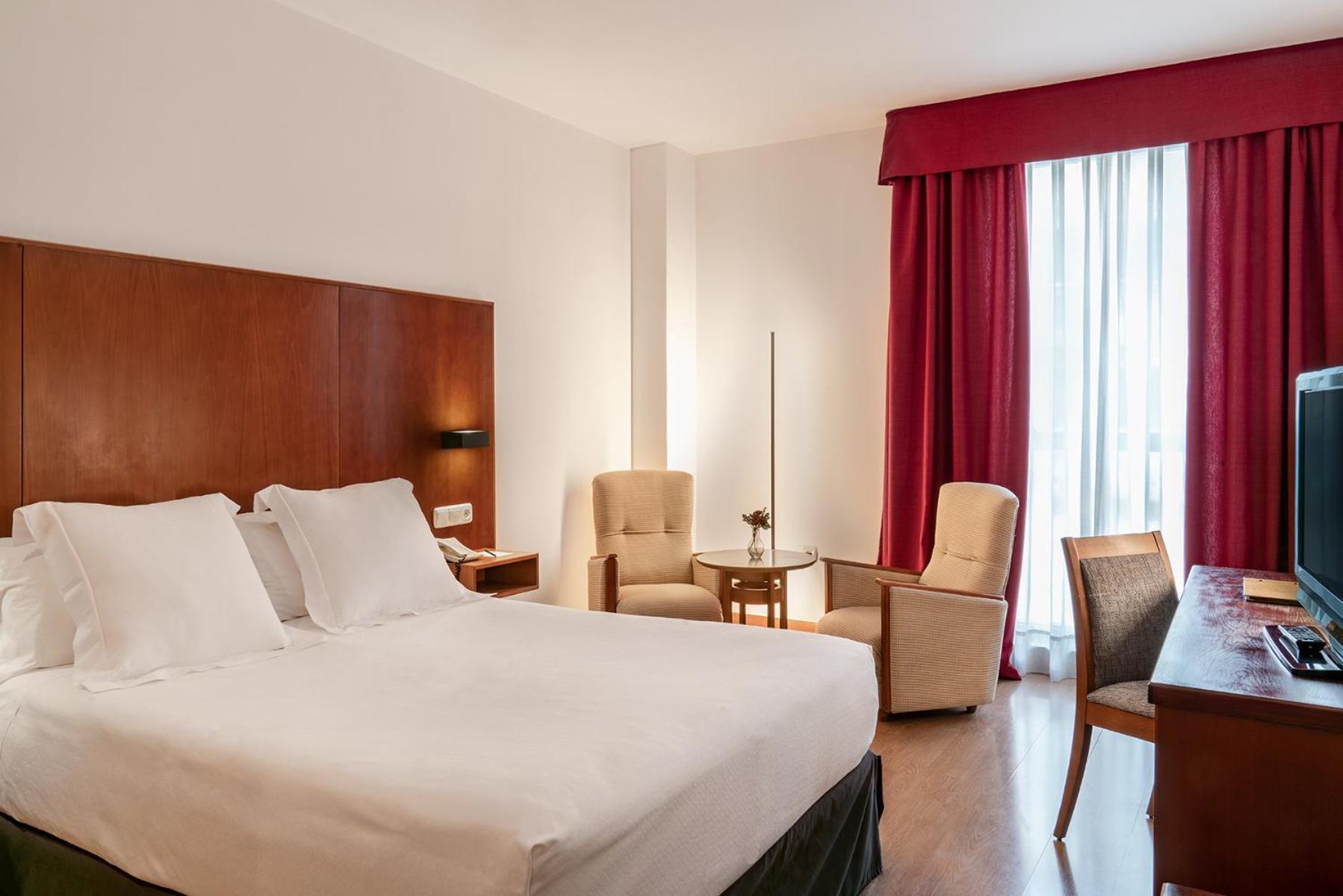 Vincci Room with Parking