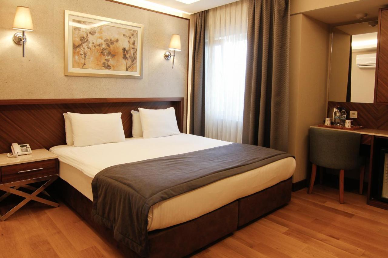 Standard King Room