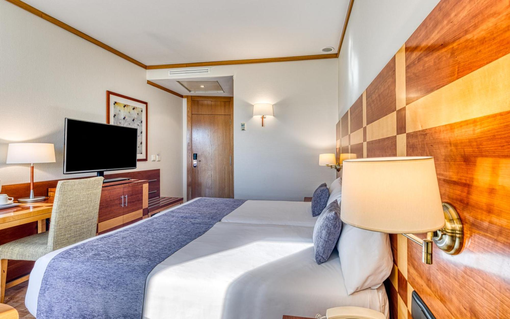 Twin Room,1239503548:JPEG