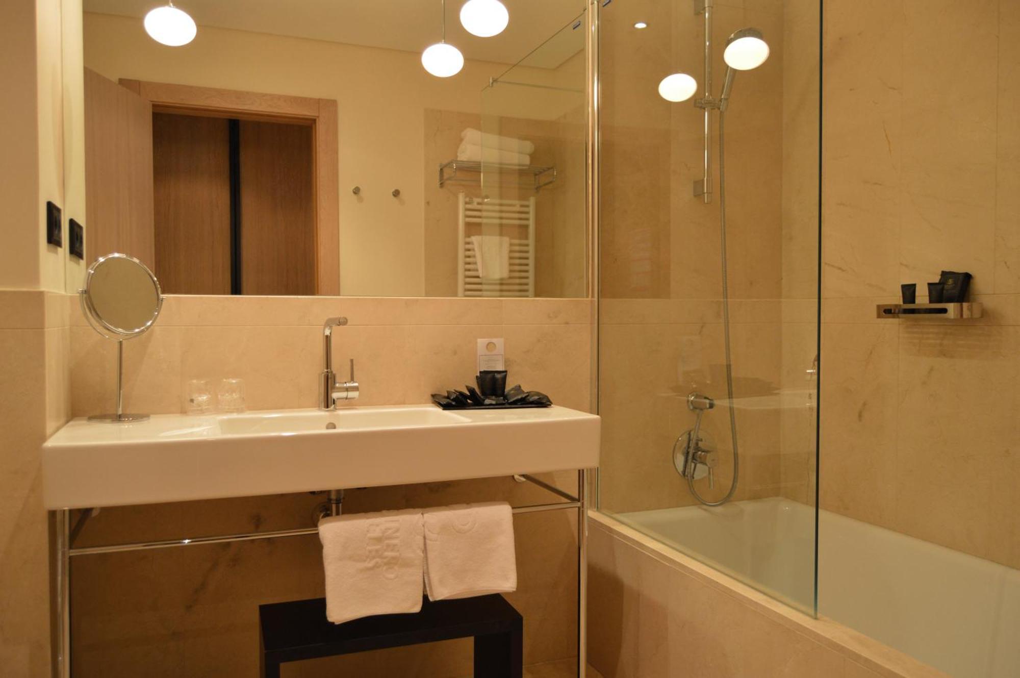 Junior Suite Single Room