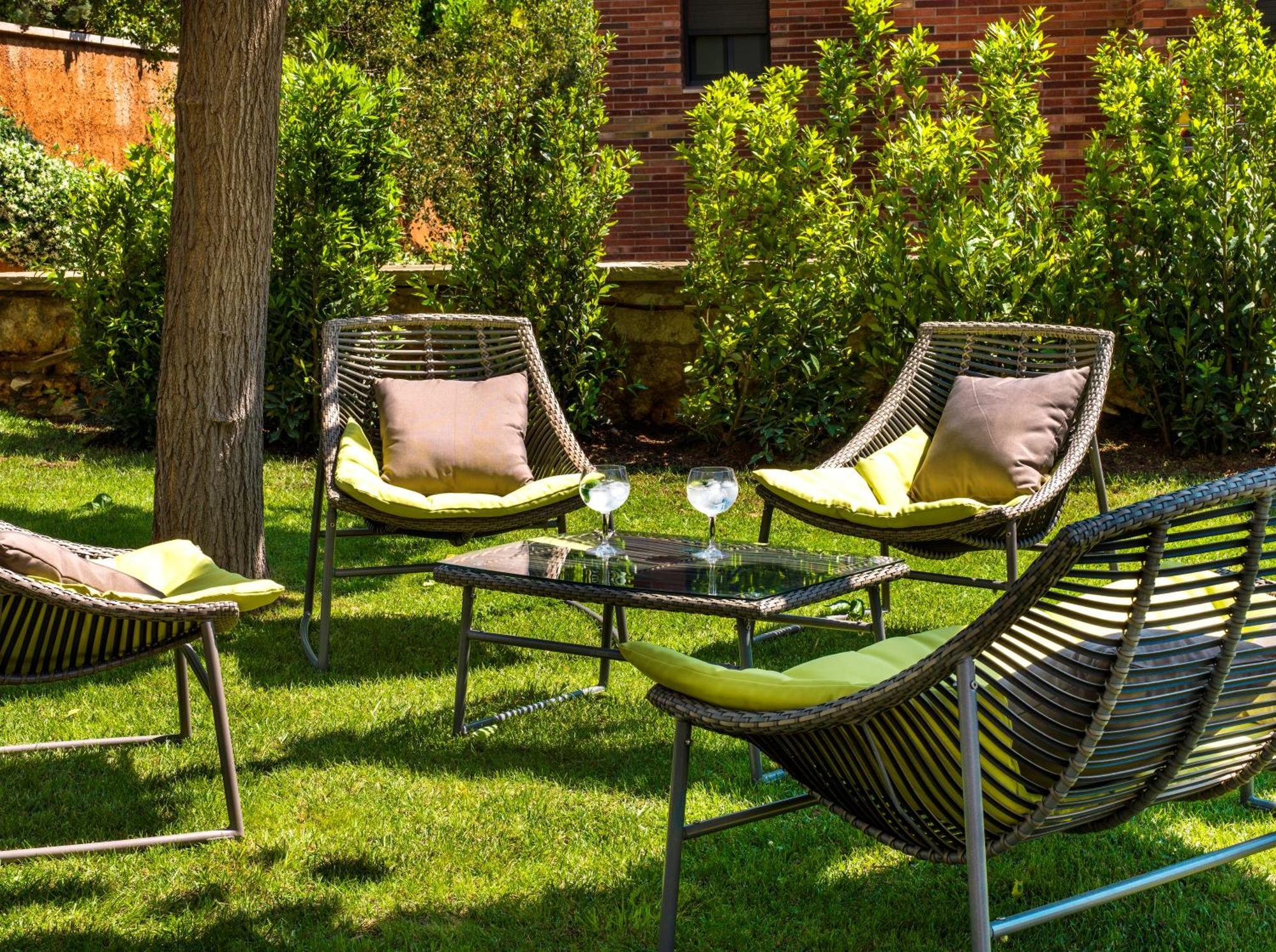 Chambre Double avec Terrasse - Vue sur Jardin