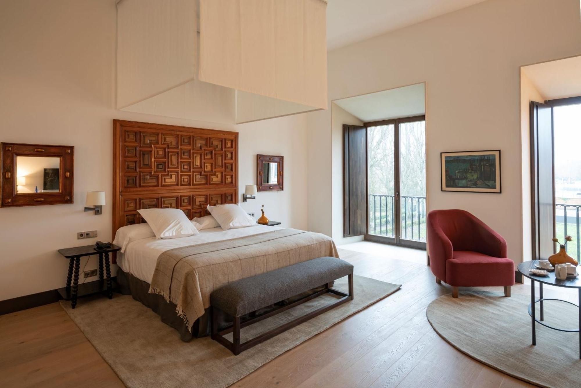 Chambre Double Standard (2 Adultes + 1 Enfant)