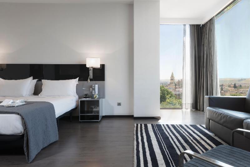 Premium Family Room