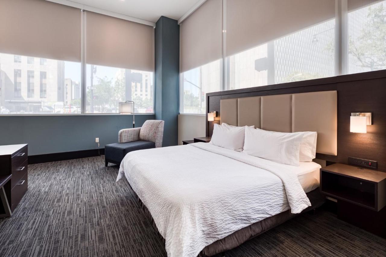 Habitación Estándar con ducha accesible en silla de ruedas - 1 cama extragrande - Adaptada para personas con discapacidad