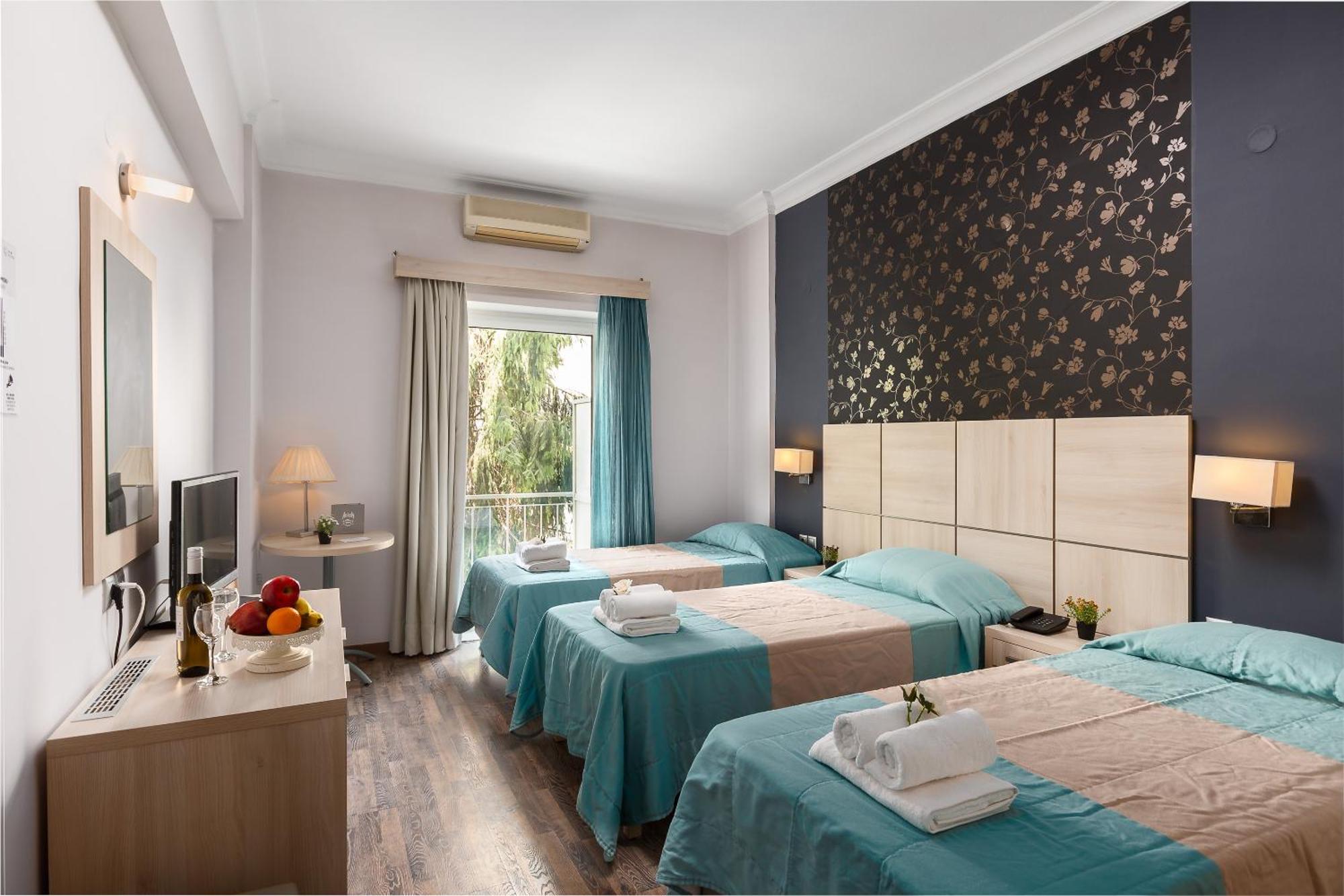 Triple Room,1273179550:JPEG
