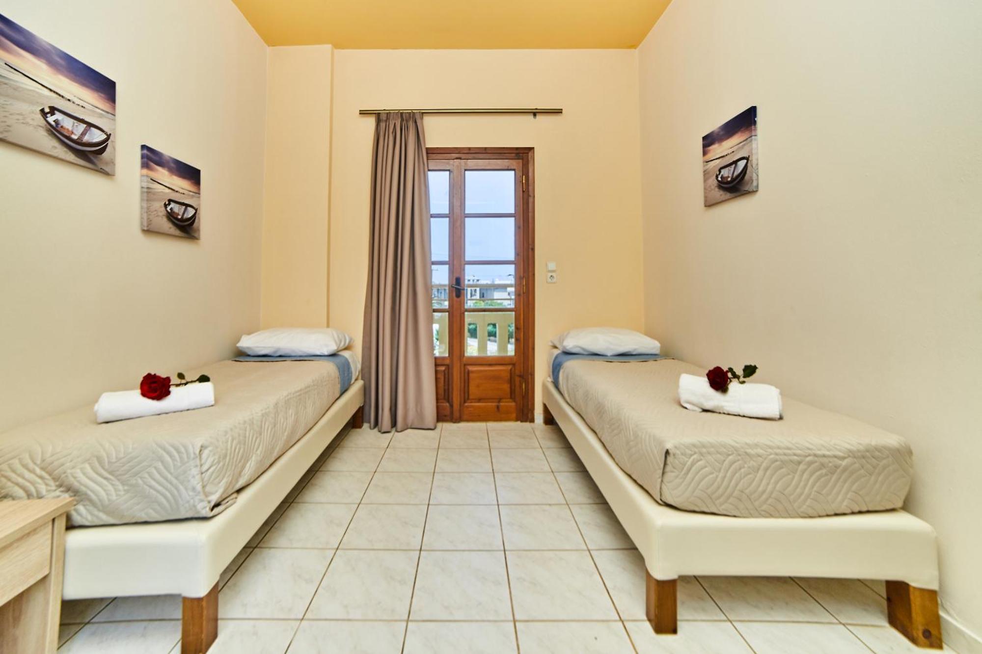 Superior One-Bedroom Apartment,1273240297:JPEG