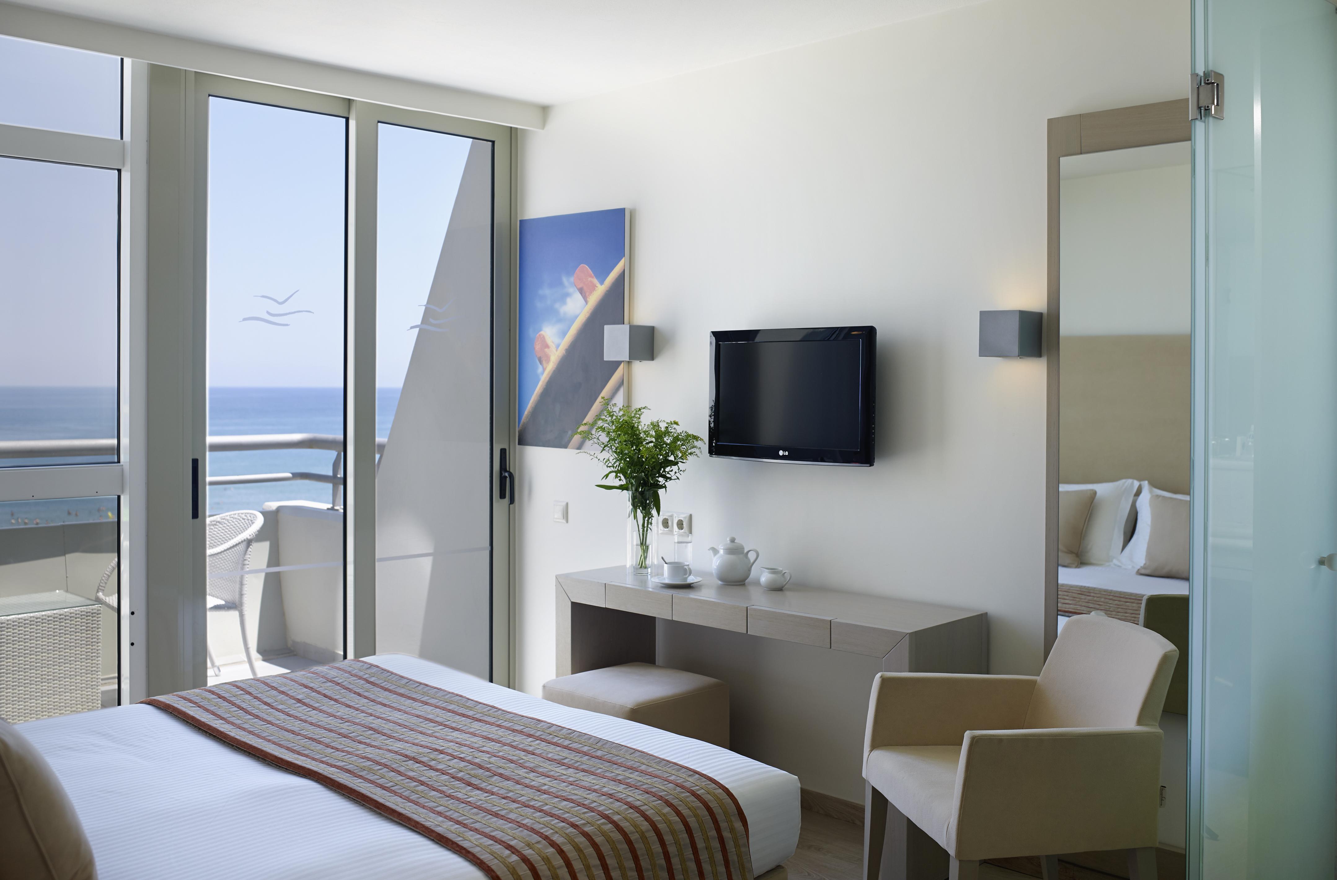 Double Room Sea View,1432275466:JPEG