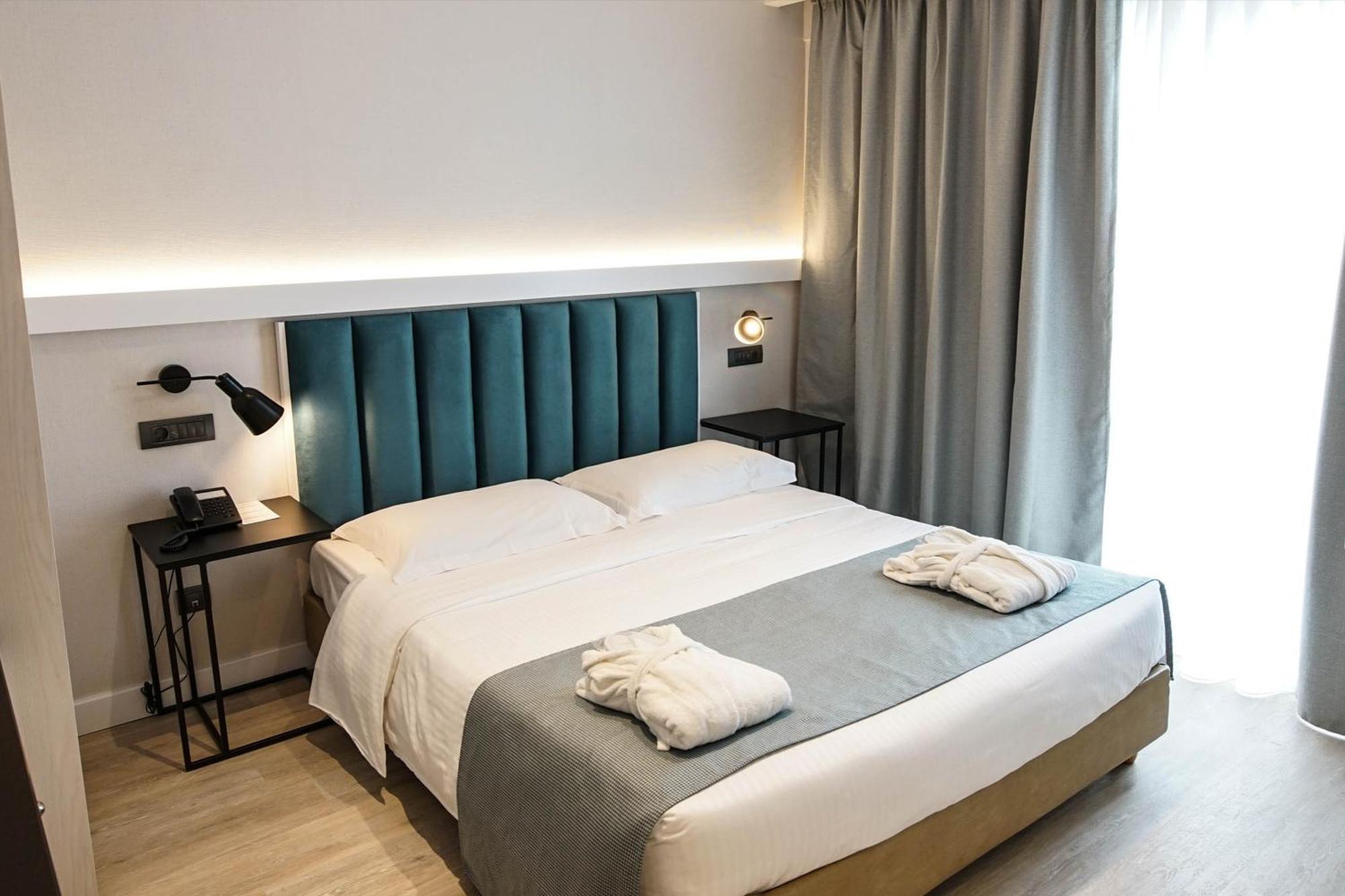 Junior Suite Acropolis View
