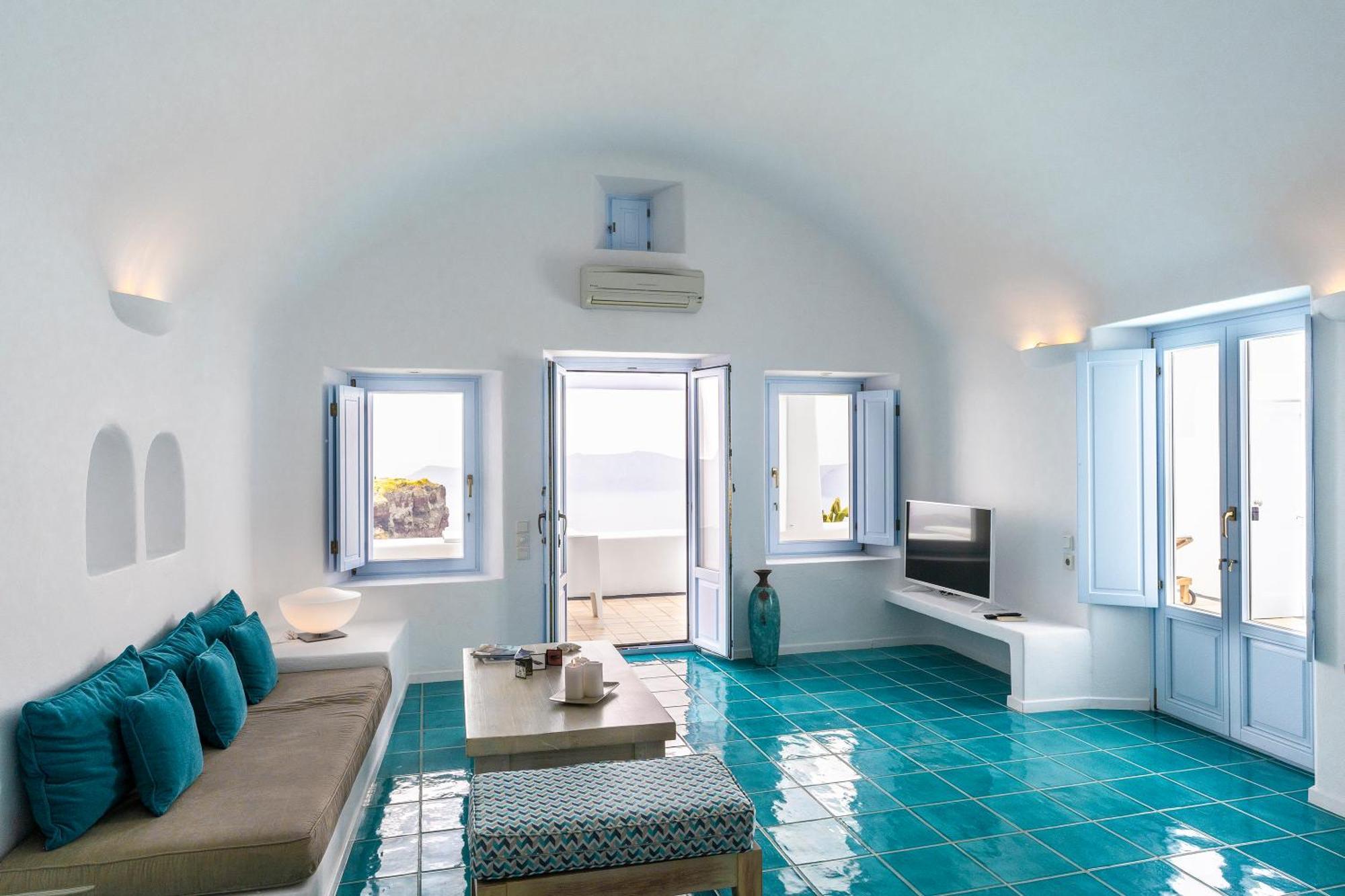 Pool Suite Caldera View Only,1273474453:JPEG