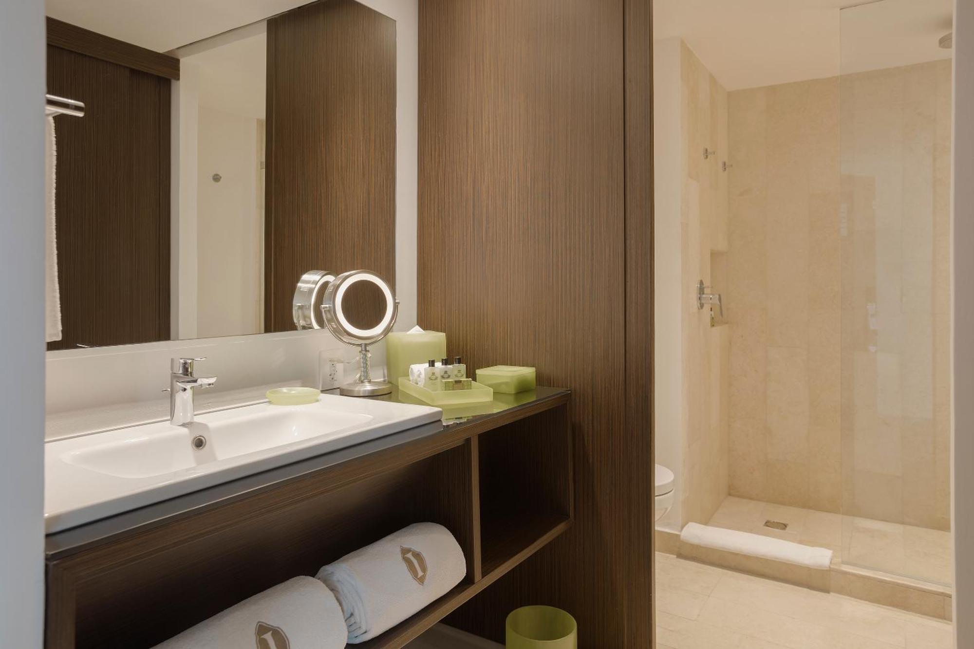 King Suite Terrace Ocean View