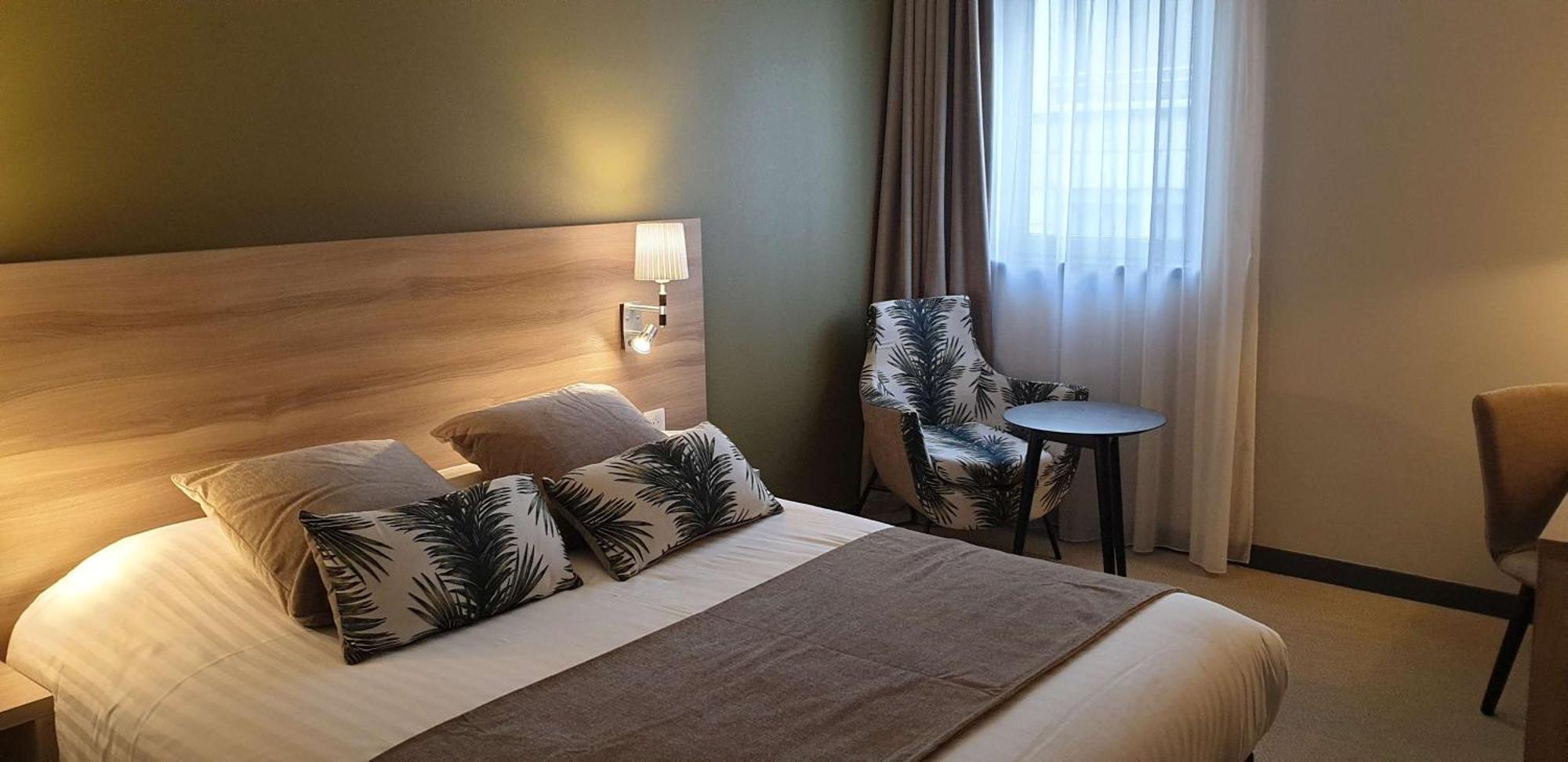 Superior Queen Room