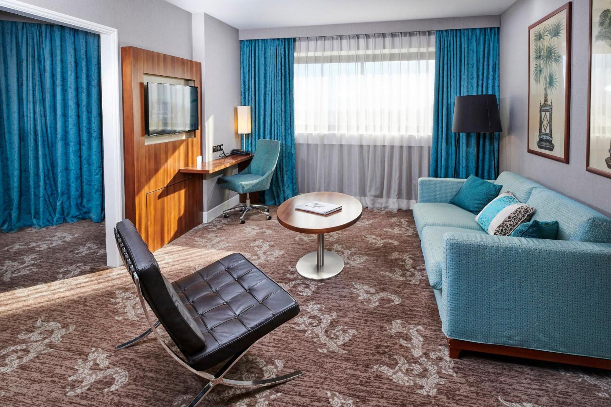 King Suite Non-Smoking
