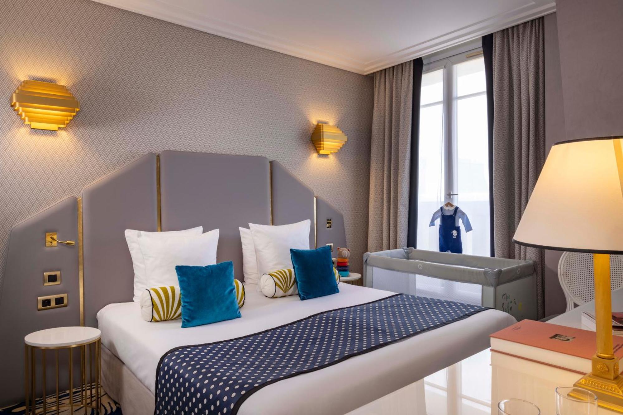 Two Connecting Double Rooms